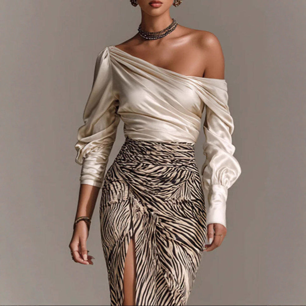 Abito camicia in raso a maniche lunghe