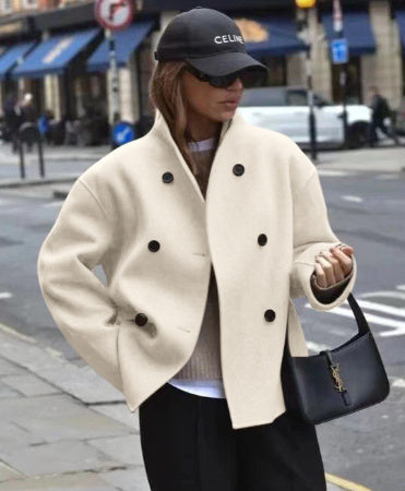 Cappotto vintage in lana marrone, con scollo a V