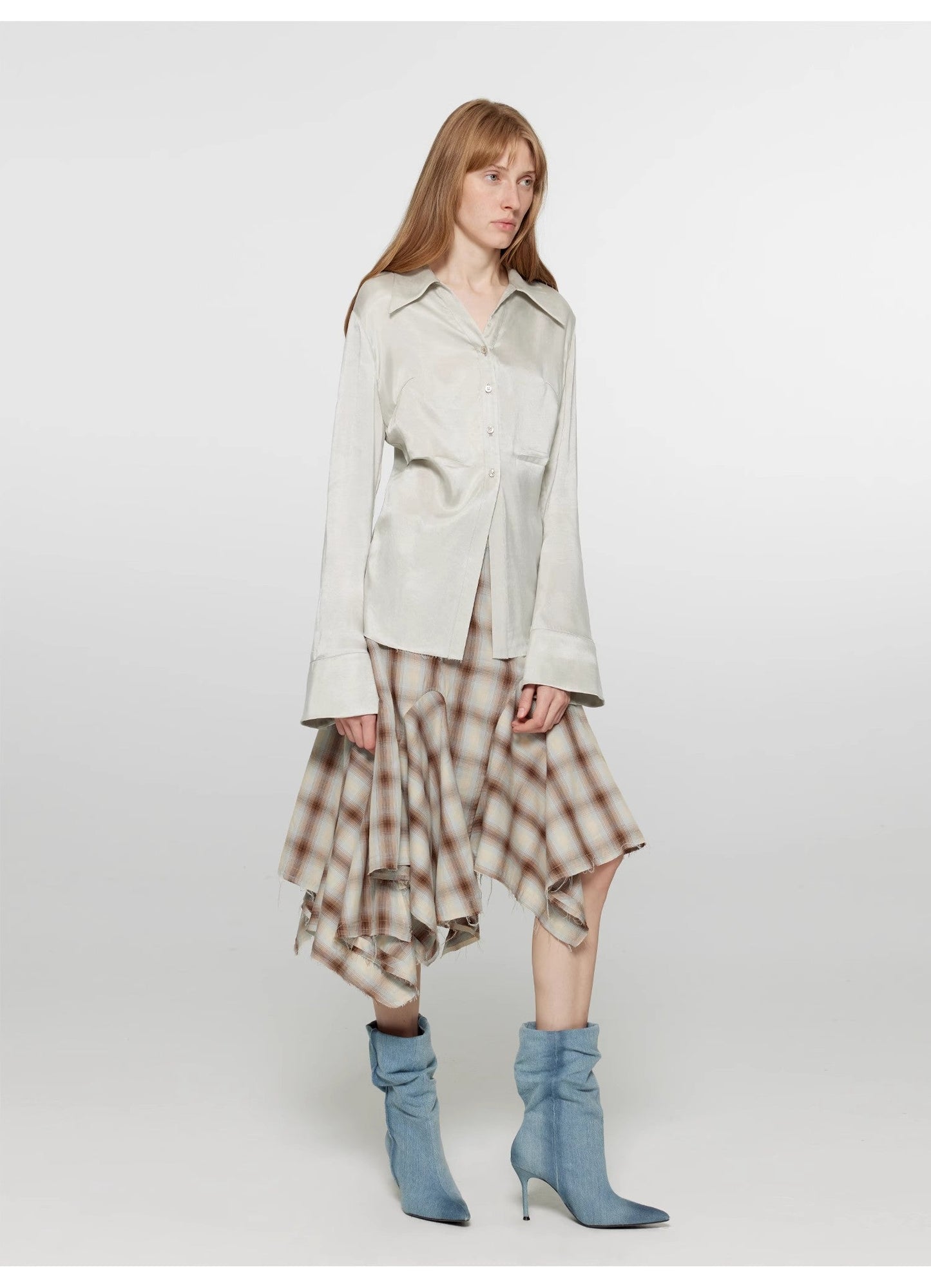 Gonna a trapezio irregolare con taglio verticale a quadri "Freeze Spring"