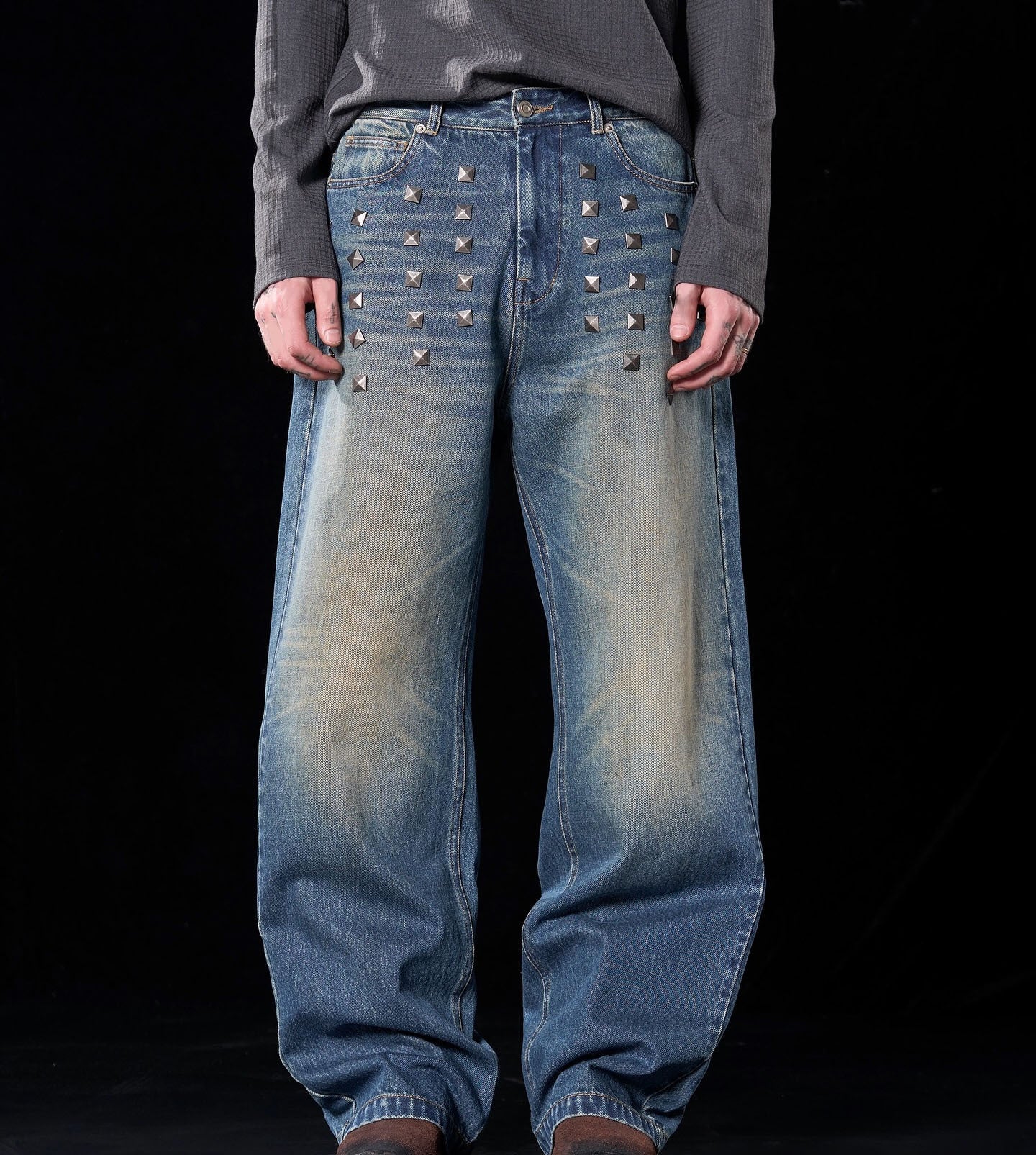 Jeans larghi personalizzati in stile High Street