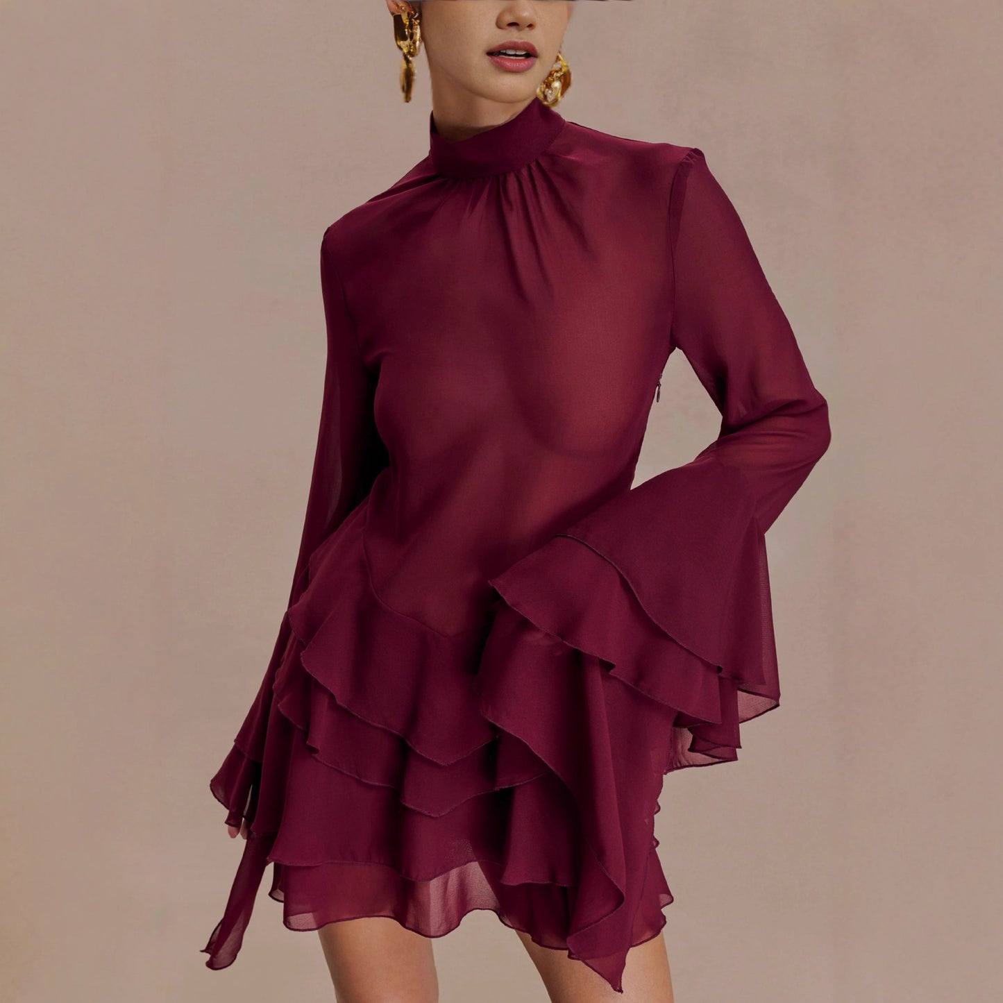 Nuovo elegante abito in chiffon con maniche a tromba