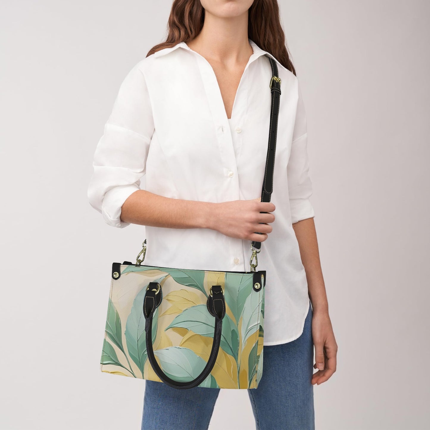 181 Custom Women's Handbag-Small (Model 1747)