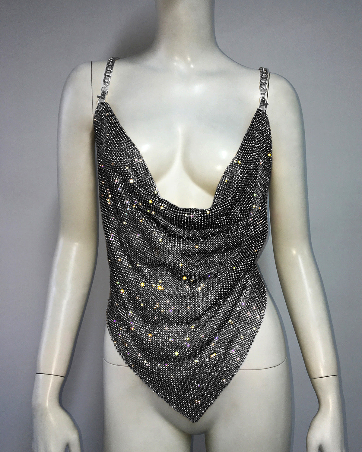 Gilet irregolare con bretelle di strass in metallo