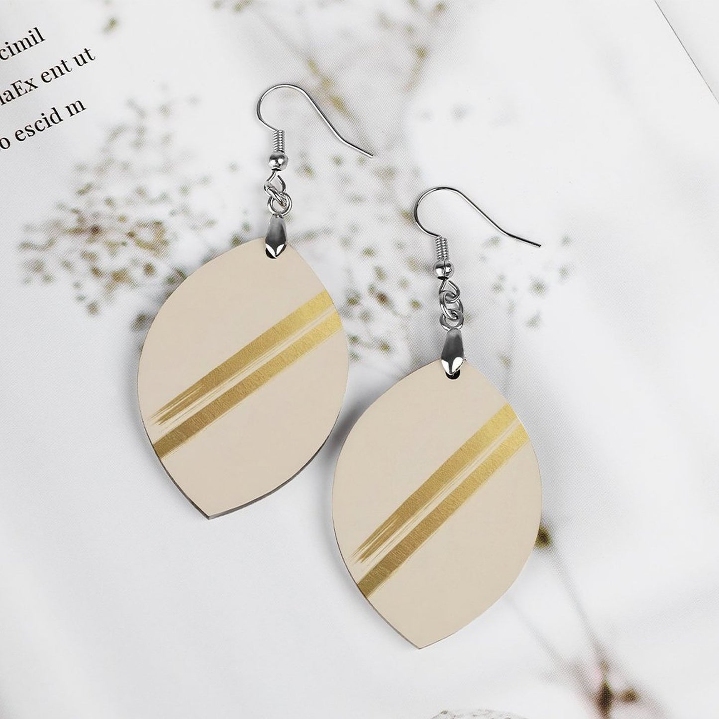 Design Wooden Earrings Pendant（Apricot Shape）