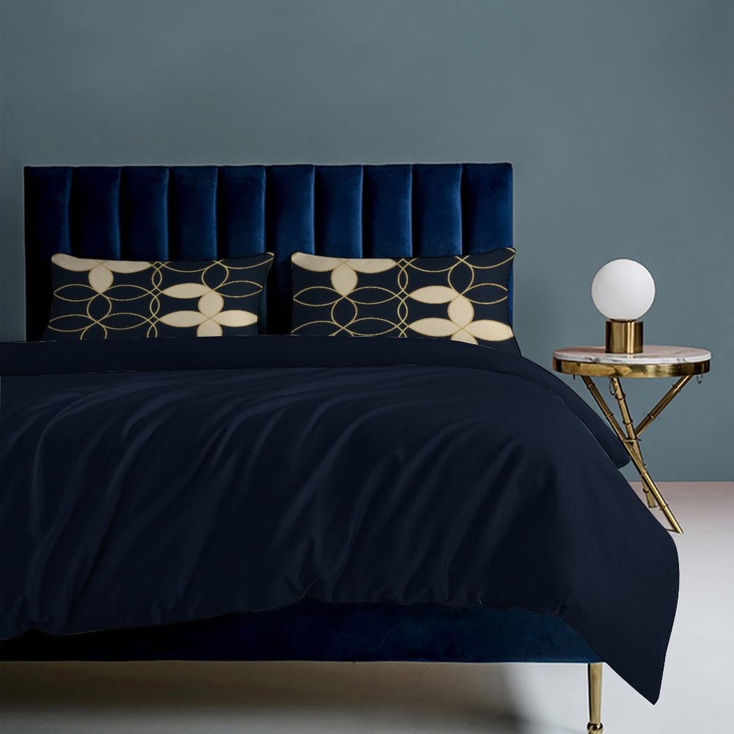 Design 3-Piece Bedding Set (1 Duvet Cover + 2 Pillow Shams) – 90"×90"